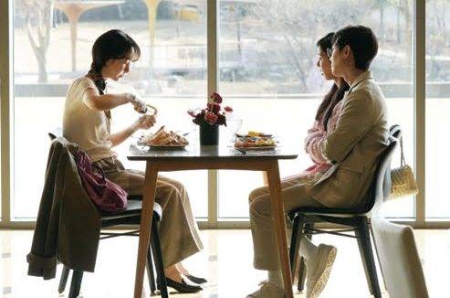 '서울 자가에 대기업 다니는 김 부장 이야기'&nbsp; 스틸 컷&nbsp;/ 사진= SLL, 드라마하우스, 바로엔터테인먼트