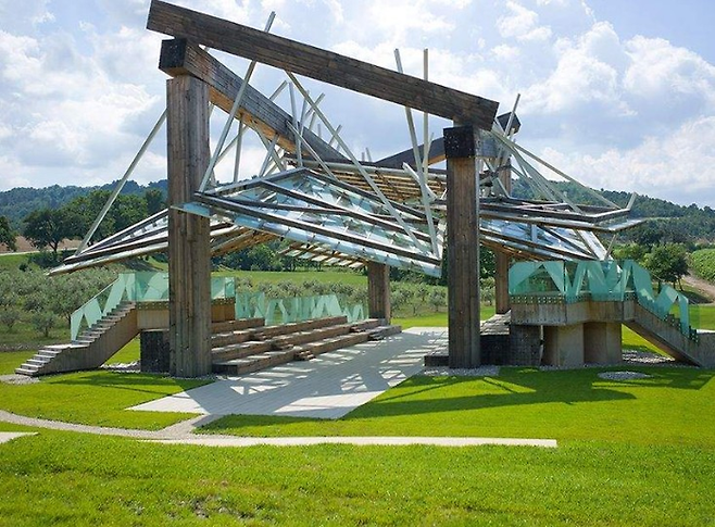 프랭크 게리 [파빌리온 드 뮤지크], 2007 ©Château La Coste