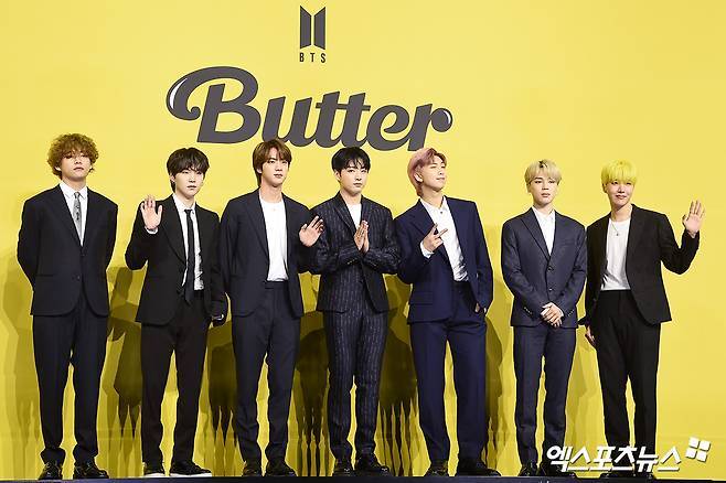 방탄소년단이 내년 컴백한다
