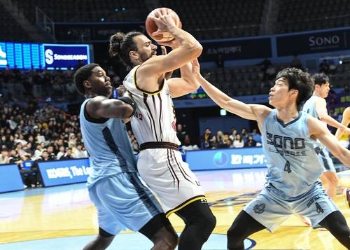 고전하는 마레이 [KBL 제공. 재판매 및 DB 금지]
