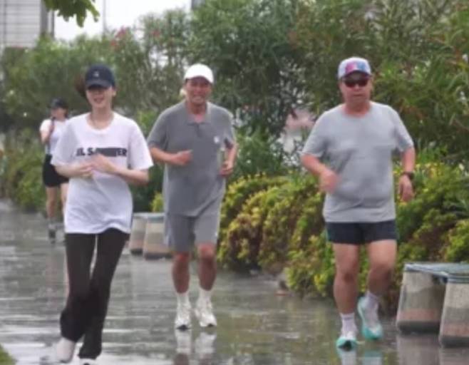 '사장님 귀는 당나귀 귀'(사당귀) 전현무의 생애 첫 러닝 도전, "MC계의 션 되겠다"