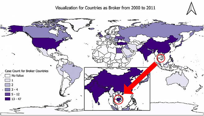 불법 콩팥 거래에서 ‘중개국(broker)’으로 보고된 국가별 사례 수를 나타낸 세계 지도. 짙은 보라색일수록 불법 콩팥 거래에서 중개국으로 등장한 사례가 더 많았음을 의미합니다. 캄보디아는 2000~2011년엔 중개국이 아니었지만, 2012~2022년엔 가장 심각한 중개국 중 하나로 분류됐습니다. 미국 조지메이슨대 연구진