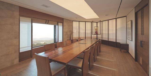 경북 경주시 코오롱호텔의 최고급 객실 '자미원'의 회의실. 코오롱호텔 홈페이지 캡처