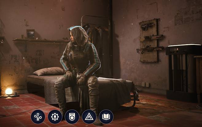 โฒ ๊ฑฐ์ ์ ๋ฐ์๋ ์ ๋ฆฌํ(๊ณ ๋ฌด ์ค๋ฆฌ ๋ฑ)์ด ์ฅ์๋๊ธฐ๋ ํ๋ค, ์ค๋ฅธ์ชฝ ๋ฒฝ์ ์ํฝ ๋ฌด๊ธฐ ์๋ฆฌ์ธ ๋ฏ