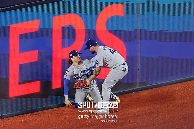 ▲ LA 다저스 키케 에르난데스와 앤디 파헤스