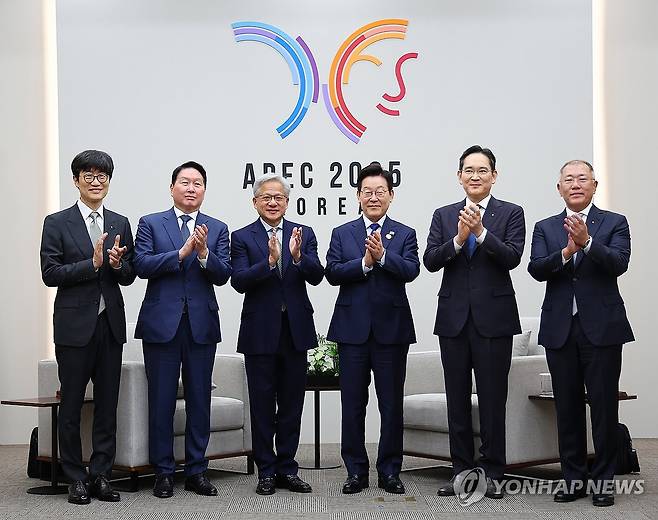 李대통령 "엔비디아 투자 전폭지원"…젠슨황 "韓 가능성 무한대" [연합뉴스 자료사진]