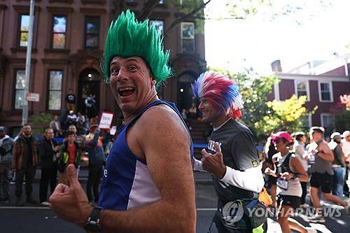 뉴욕 마라톤 참가자 [뉴욕 AP=연합뉴스. 재판매 및 DB 금지]