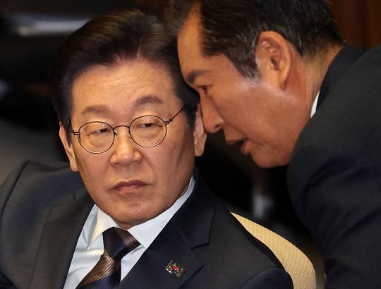 이재명 대통령과 정청래 더불어민주당 대표. 연합뉴스