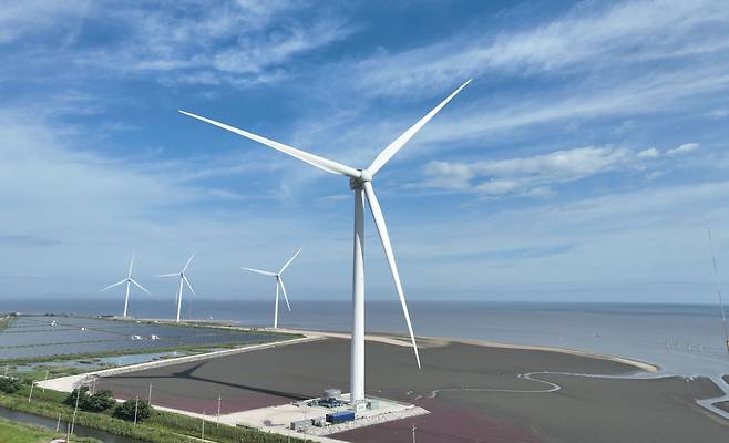 UL(Underwriters Laboratories·보험협회 시험소)로부터 국내 최초로 형식 인증을 받은 두산에너빌리티의 10㎿급 해상풍력발전기. /두산에너빌리티