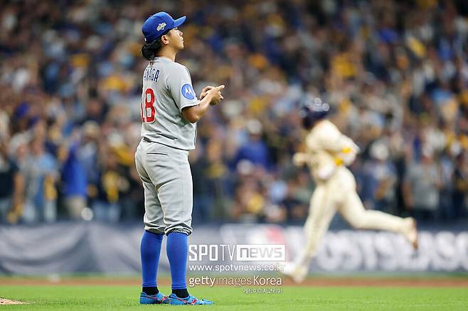 ▲ 밀워키 브루어스와 디비전시리즈 2차전에서 홈런 두 방을 맞고 조기 강판 수모를 당한 이마나가 쇼타