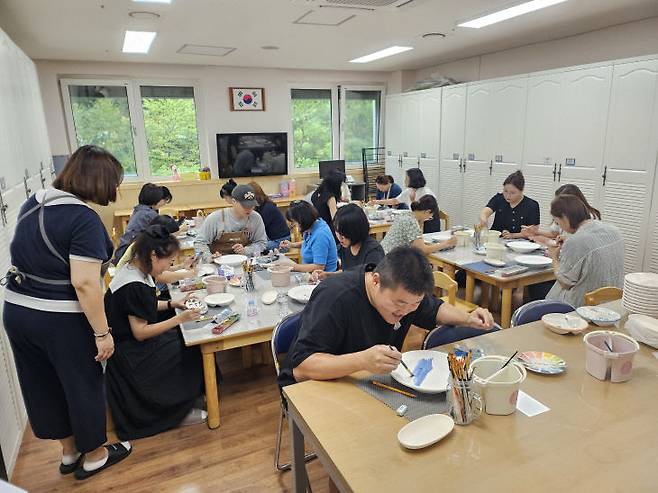 학부모 도자기 체험. /세종시교육청 제공