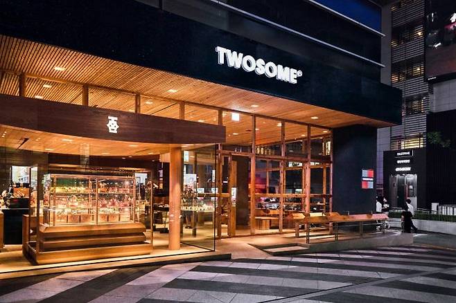 투썸플레이스, 차세대 프리미엄 매장 ‘투썸 2.0 강남’.ⓒ투썸플레이스