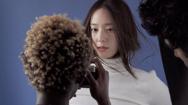 크리스탈/ 사진 제공=비스츠앤네이티브스