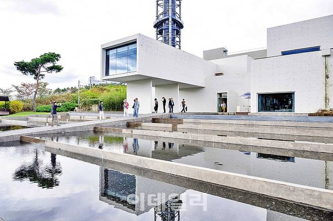 남원 출신 화가 김병종 화백의 예술세계를 담은 복합 문화공간 남원 시립 ‘김병종미술관’