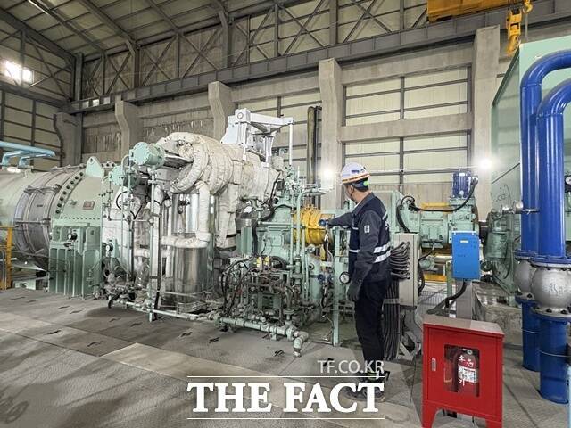 한일시멘트 에코발전 설비는 폐열을 활용해 전기를 만들어낸다. 이곳에서는 연간 약 14만MWh의 전기 생산이 가능하다. /공미나 기자