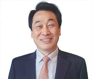 함정엽 네오켄바이오 대표 - 연세대 화학 학·석사, 서울대 해양학 박사, 현 한국과학기술연구원(KIST) 강릉분원 천연물연구소 책임연구원, 전 산업통상자원부 NBTS(천연물 바이오산업 기술 지원) 사업단장 /염현아 기자