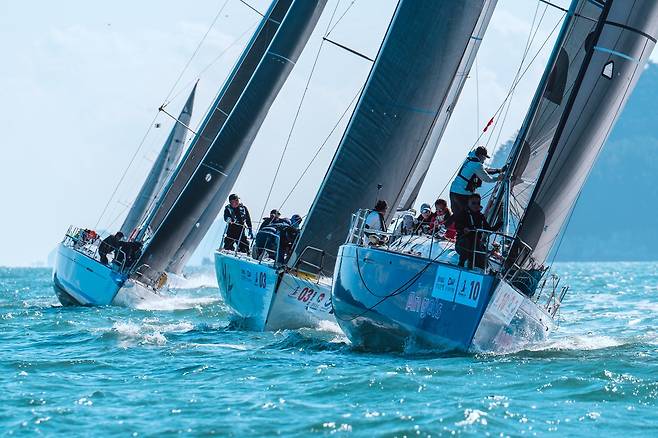 제19회 이순신장군배 국제요트대회 [경남도 제공. 재판매 및 DB 금지]