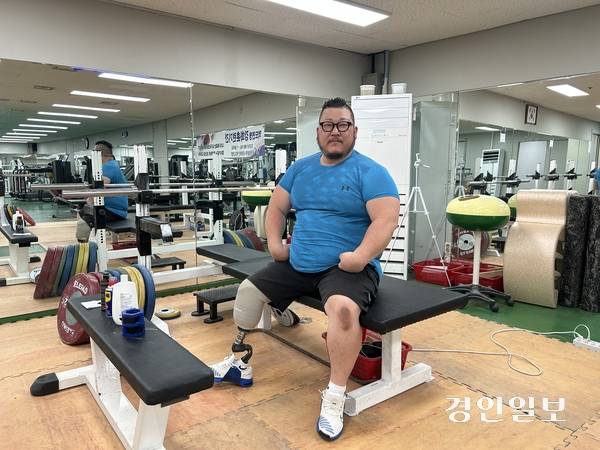7일 오전 인천시 장애인역도팀 훈련장에서 만난 장애인역도 간판 선수 전나라수. 2025.11.7/백효은기자100@kyeongin.com