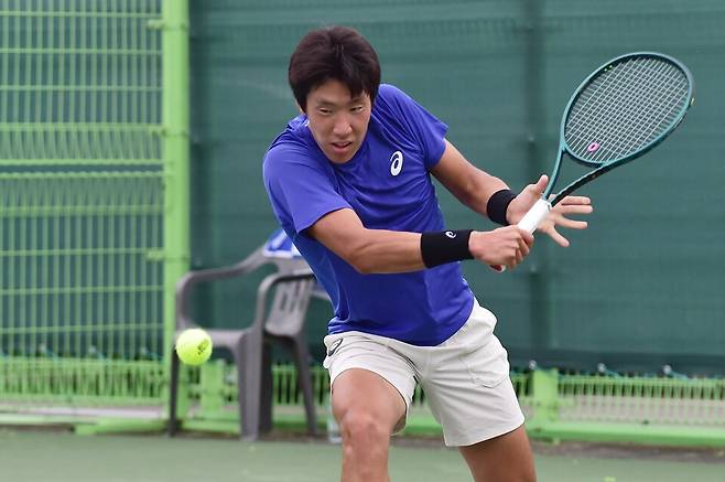 남자단식 톱시드 신우빈.