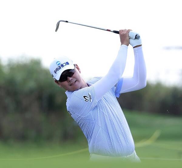 DP월드투어(옛 유러피언투어) 2025시즌 플레이오프 아부다비 HSBC 챔피언십에 출전한 이정환 프로. 사진제공=KPGA (사진을 무단으로 사용하지 마십시오.)