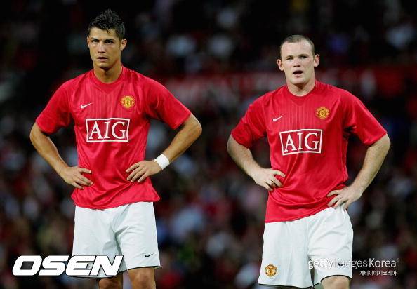 [사진] 호날두와 루니 ⓒGettyimages(무단전재 및 재배포 금지)