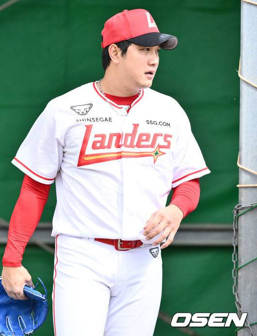 [OSEN=조은정 기자]&nbsp;SSG 서진용. 2025.02.24 /cej@osen.co.kr