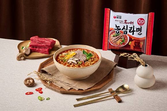 농심이 창립 60주년을 맞아 올해 1월 재출시한 '농심라면'. [사진=농심 제공]