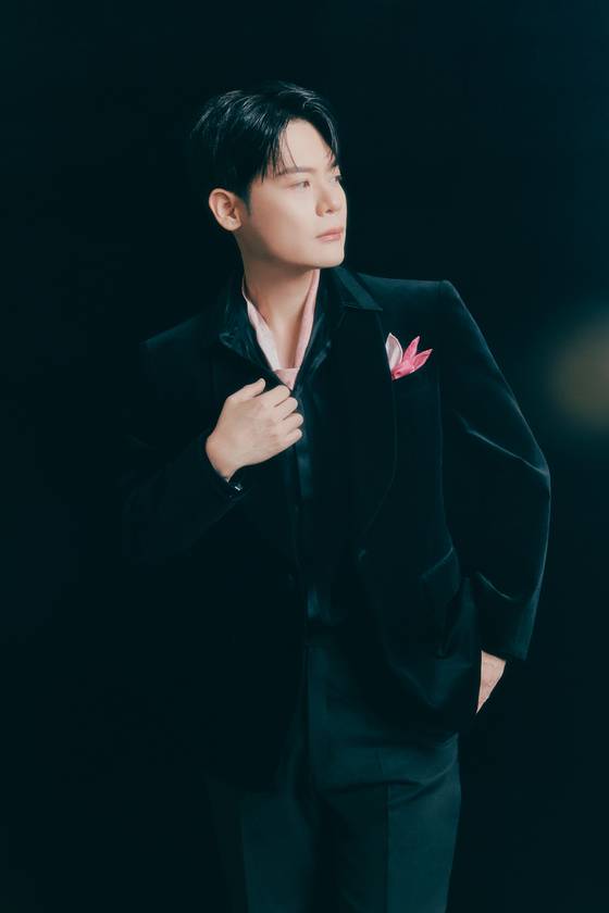 유채훈은 "사전에 공개된 세트리스트를 한 번 찾아보시고 공연장에 오신다면 더 몰입도 있게 즐기실 수 있을 것"이라는 관람 포인트를 짚었다. 사진 드라마하우스 스튜디오