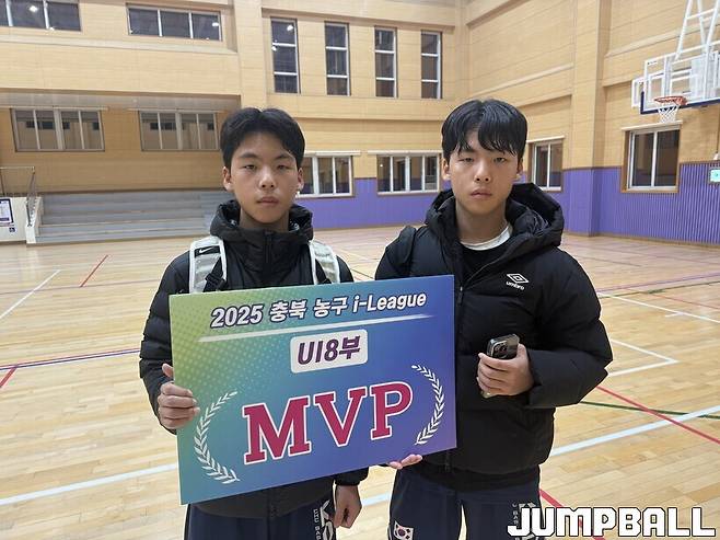 ▲CHC 쌍둥이 형제 조정우(좌)-조성우(우) 군