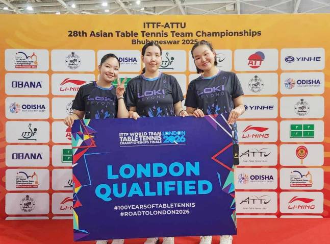 몽골 선수단이 2026 런던 세계선수권대회 남녀 단체전 출전권을 확보하고 기념사진을 찍었다. /사진=대한탁구협회 제공