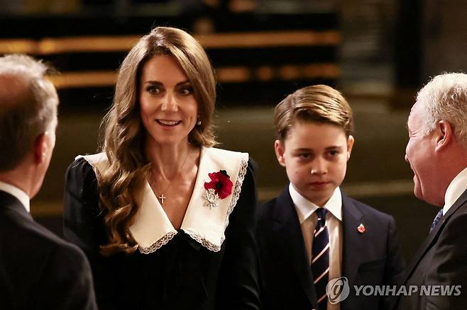 케이트 미들턴 왕세자빈과 조지 왕자 [AFP=연합뉴스 자료사진. 재판매 및 DB 금지]