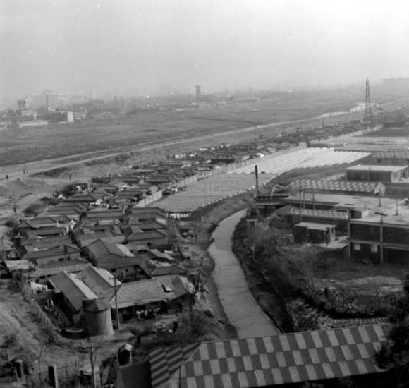 1980년대 성산대교 공사현장. [사진=마포구]