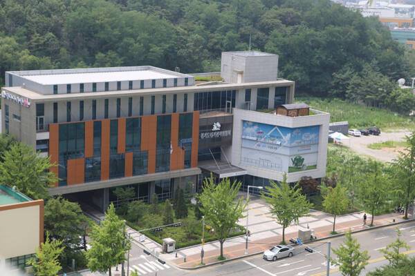 경기도선거관리위원회 청사 전경. 경기도선관위 제공