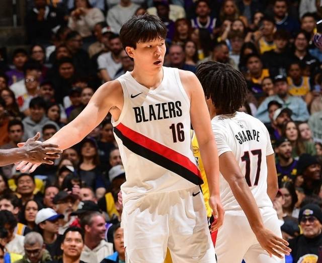 양한센은 올 시즌 5경기 출전, 평균 1.8점 0.8리바운드를 기록 중이다. 11월에는 아직 출전 기회를 얻지 못하고 있다. 사진=X