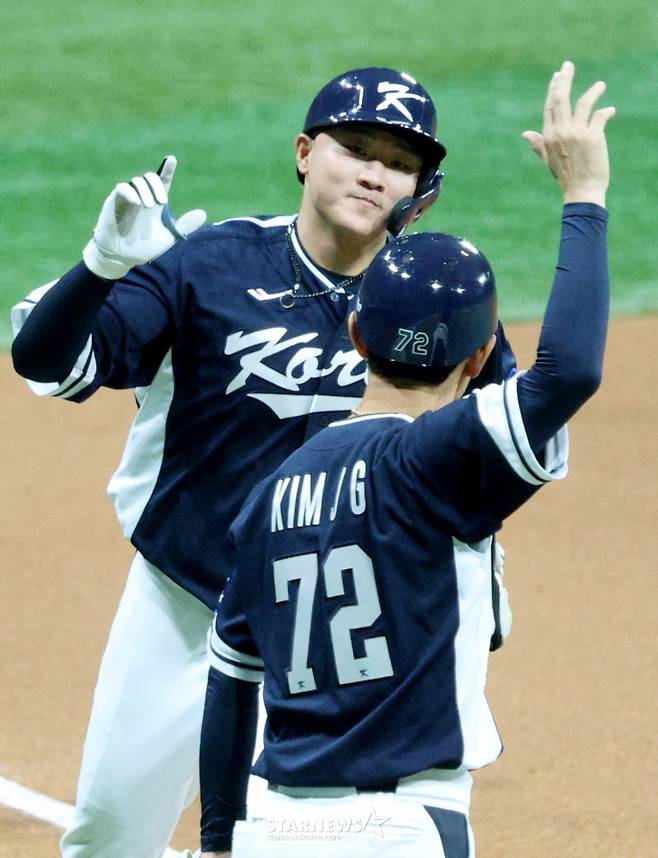 [B하인드★] 투런포 번쩍 이재원! 빅보이 국대 신고식에  LG팬들 함박웃음