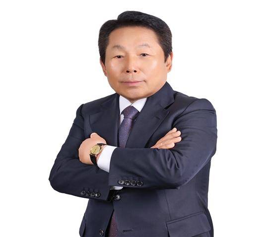 오병철 정우섬유 회장. <한국섬유산업연합회>