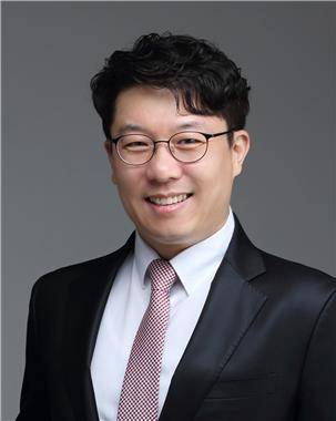 김정우  대표 변호사/사진제공=법무법인 센트로