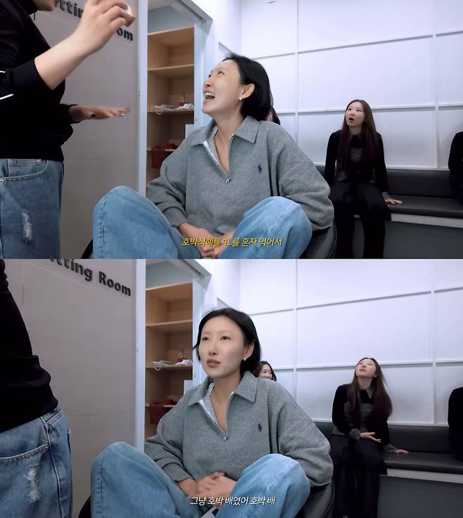 화사. 유튜브 채널 ‘HWASA’ 캡처