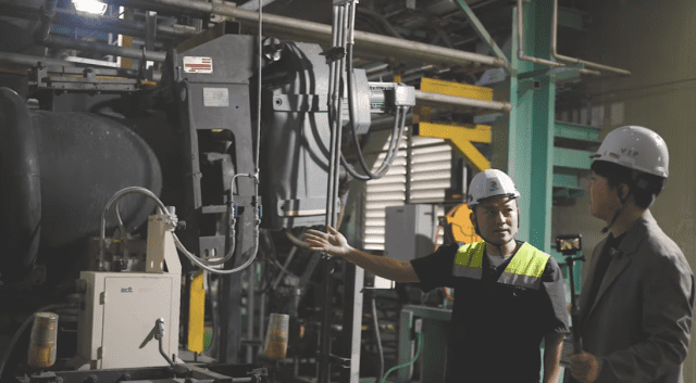 원준일 GS EPS 매니저가 당진 바이오매스 발전소를 소개하고 있다. (사진=지디넷코리아)