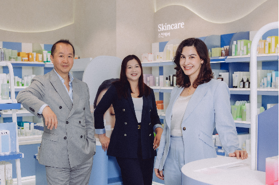 퓨어서울 공동창업자. 왼쪽부터 레슬리, 윙지, 그레이시(퓨어서울 제공)