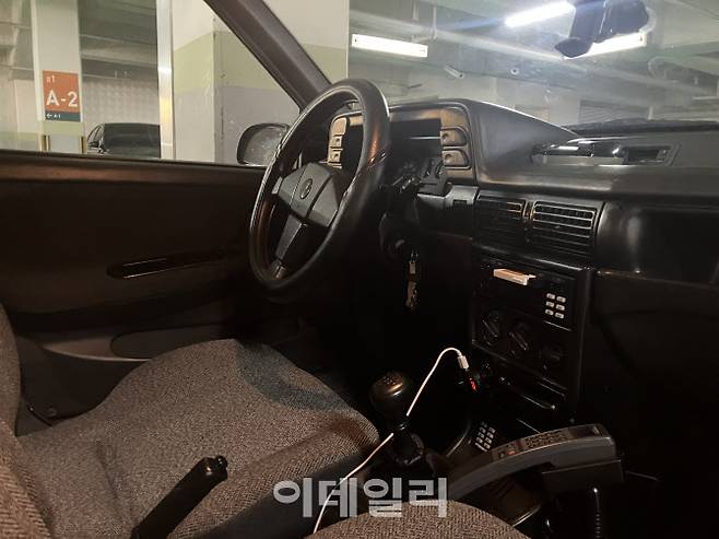 대우자동차보존연구소 김형준 대표가 보유한 1993년형 ‘뉴 르망’ 운전석 (사진=정병묵 기자)
