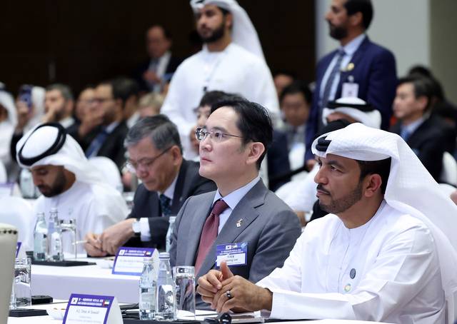 이재용 삼성전자 회장이 지난 2023년 1월 16일(현지시간) 아랍에미리트(UAE) 아부다비 릭소스 마리나 호텔에서 열린 한-UAE 비즈니스 포럼에 참석하고 있다. 연합뉴스