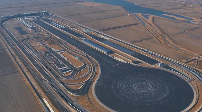 현대모비스 충남 서산 주행시험장.