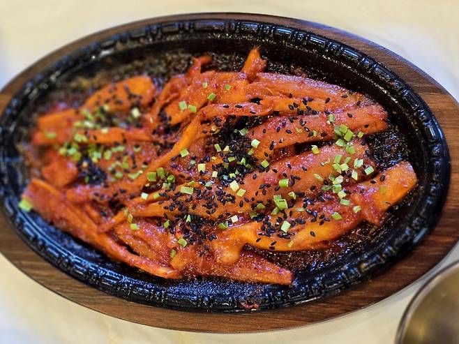 약채락 성현 약선 더덕구이.