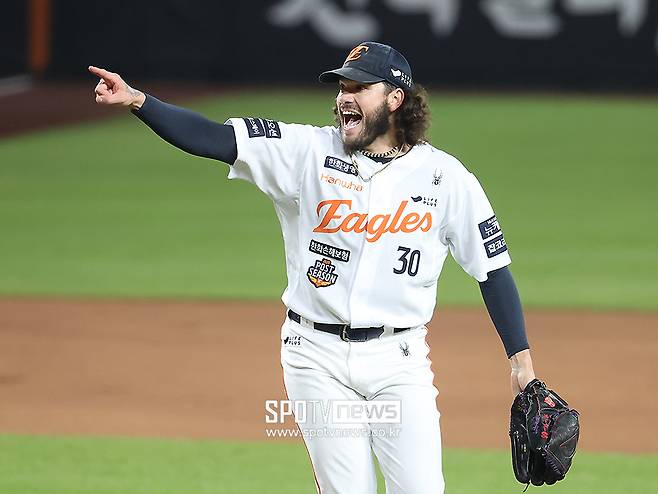 ▲ 메이저리그 구단들의 많은 관심 속에 따뜻한 겨울이 예상되는 코디 폰세 ⓒ곽혜미 기자