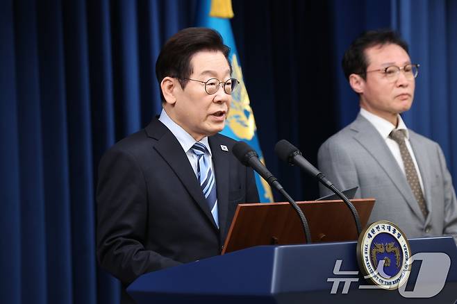 이재명 대통령이 14일 서울 용산 대통령실 청사에서 한·미 팩트시트 타결 결과를 발표하고 있다. 2025.11.14/뉴스1 ⓒ News1 허경 기자