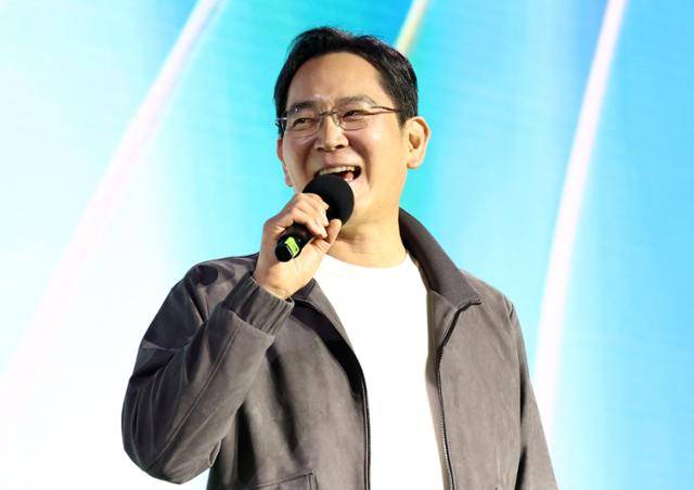이재용 삼성전자 회장이 10월 30일 서울 강남구 코엑스에서 열린 엔비디아 지포스 게이머 페스티벌에서 인사말을 하고 있다. 뉴시스