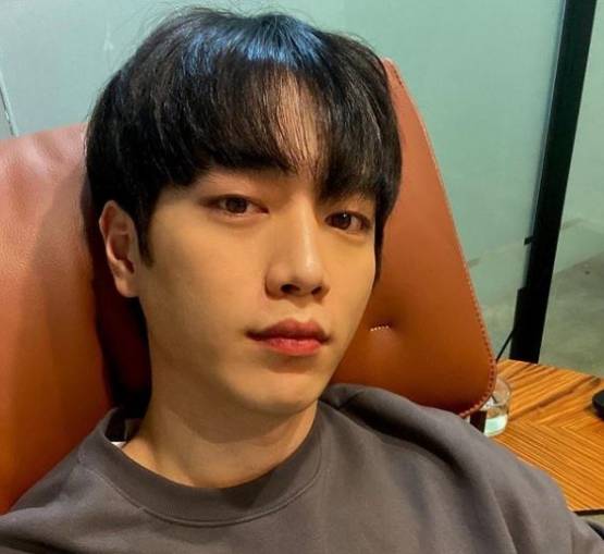 배우 서강준(본명 이승환·32)이 서울 성동구 성수동의 고급 주상복합 '트리마제' 대형 타입을 매도해 24억원이 넘는 시세차익을 거둔 것으로 파악됐다. [사진=서강준 인스타그램]