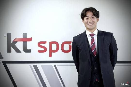 kt wiz 새 아시아쿼터 선수인 일본 오른손 투수 스기모토 코우키. 사진=연합뉴스