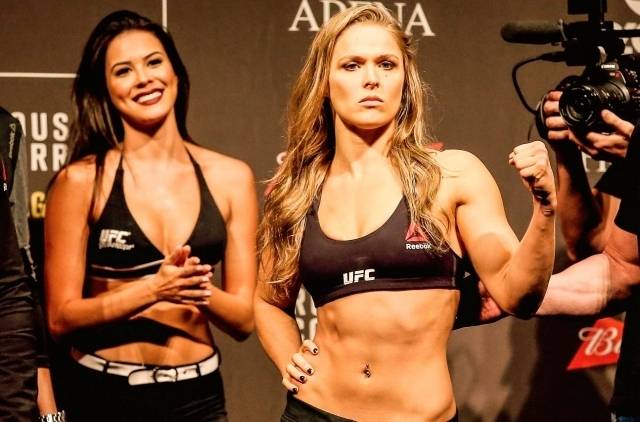 UFC 해설가 조 로건은 자신을 향한 론다 로우지의 저격에 대해 오히려 사랑과 존중을 보였다. 사진=블리처리포트 SNS